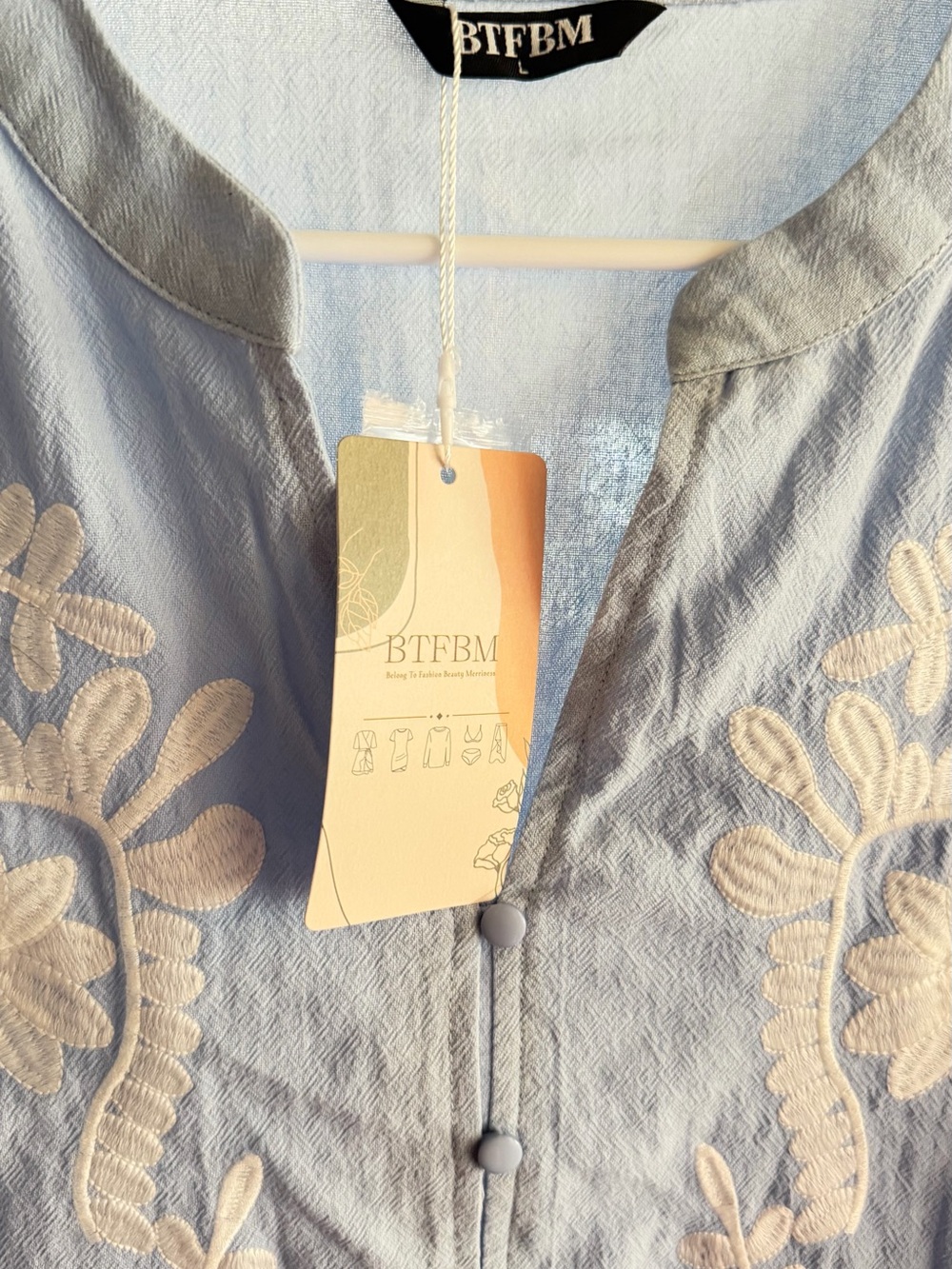 NWT BTFBM Blue Floral Embroidered Boho Short Sleeve Button Down Blouse Top L - Picture 2 of 11
